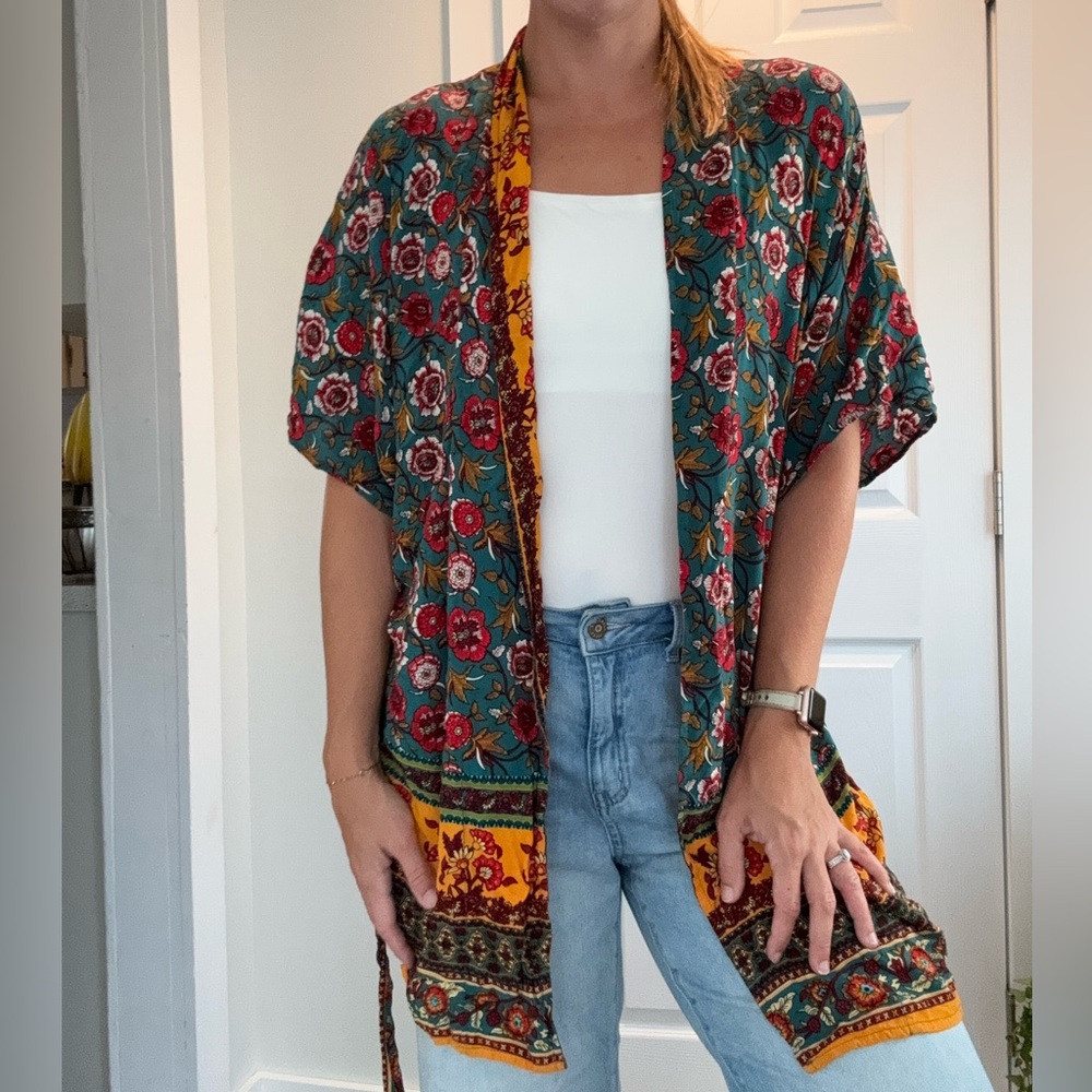 Beautiful floral kimono 2X